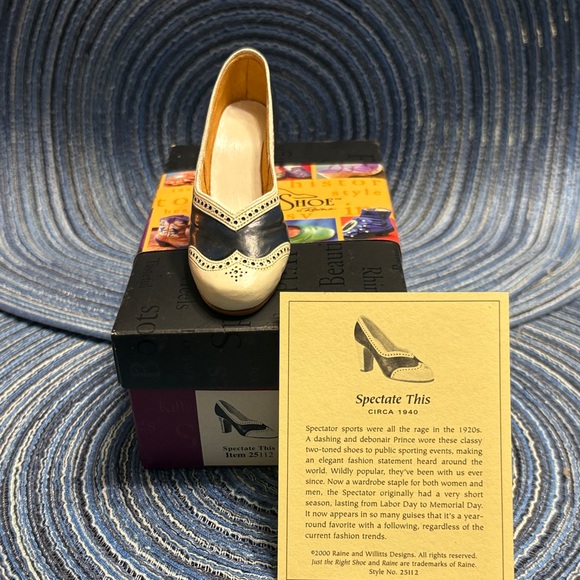 Just The Right Shoe Black and Cream Heels - Picture 4 of 5